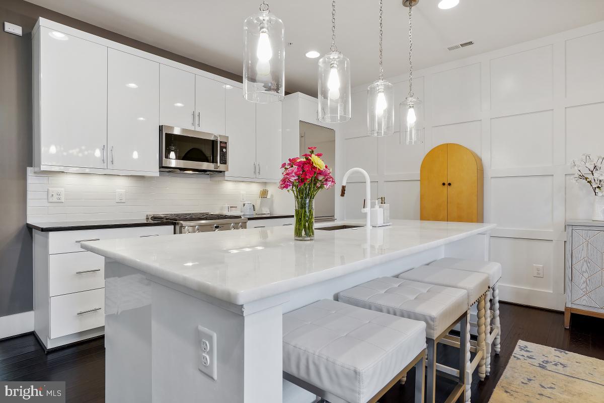 777 MORTON STREET NW A