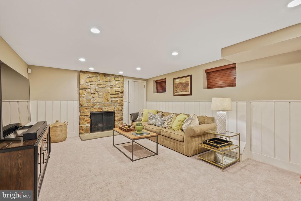 5442 BROAD BRANCH ROAD NW