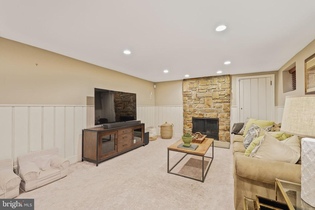 5442 BROAD BRANCH ROAD NW