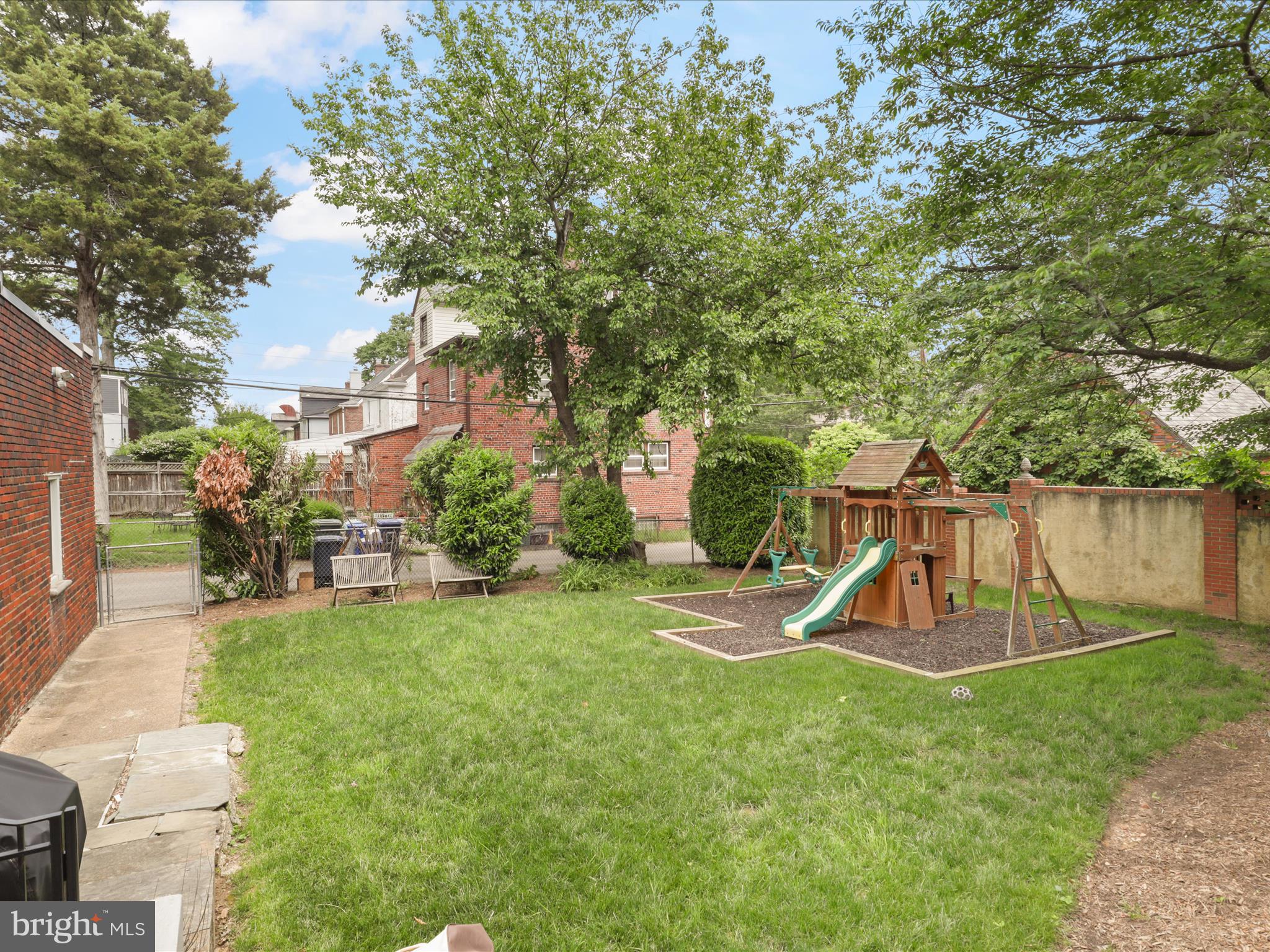 4807 17TH STREET NW