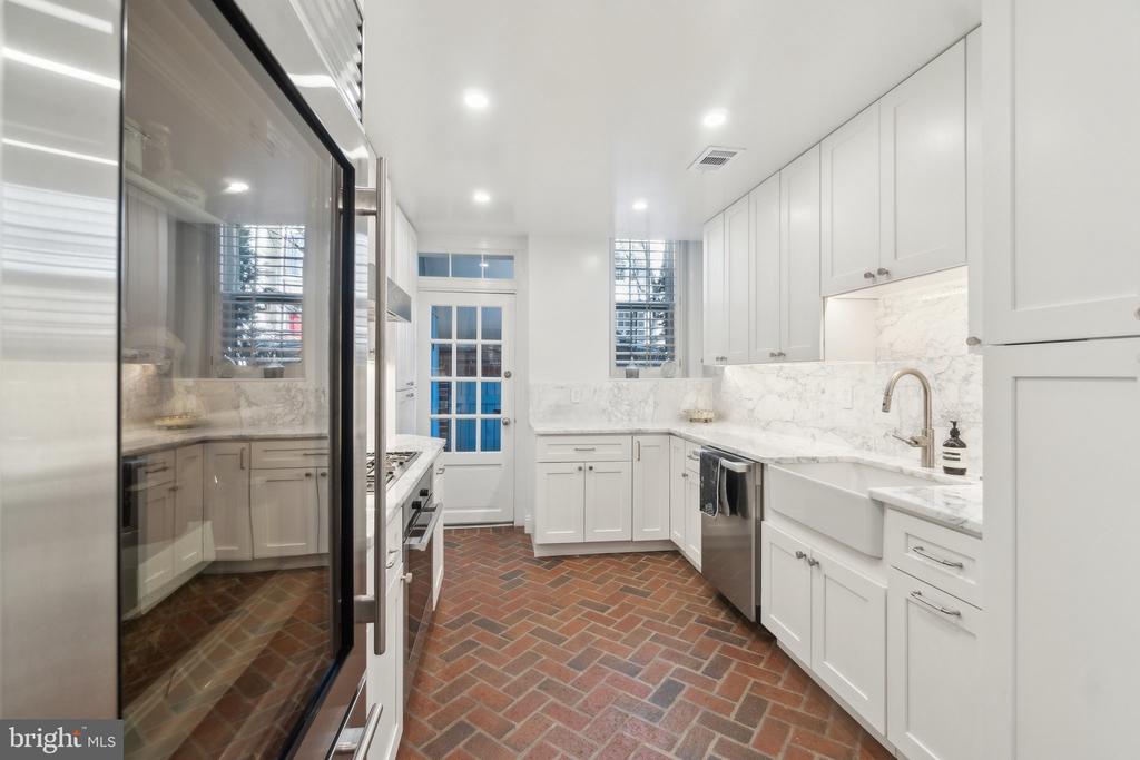 1250 31ST STREET NW