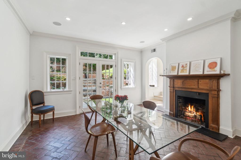 1250 31ST STREET NW