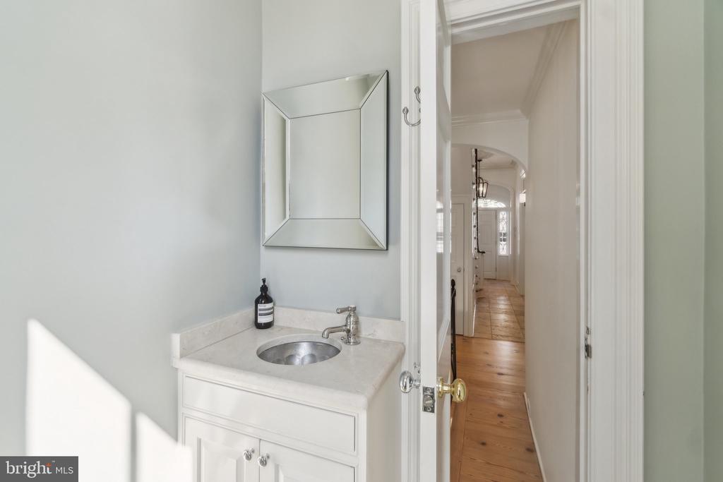 1250 31ST STREET NW