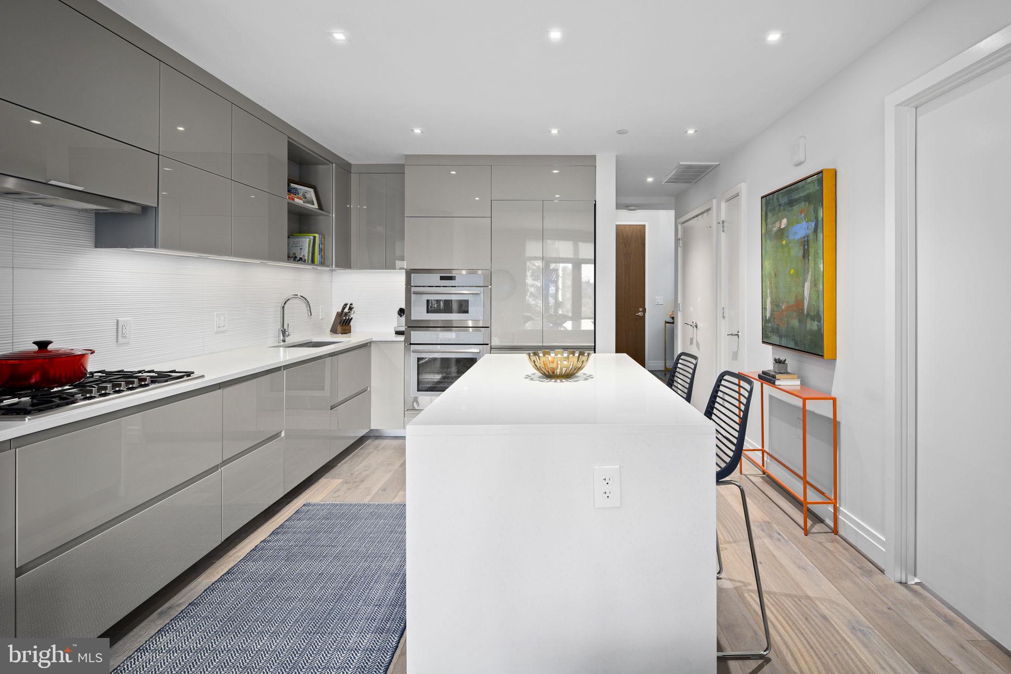 810 O STREET NW 305