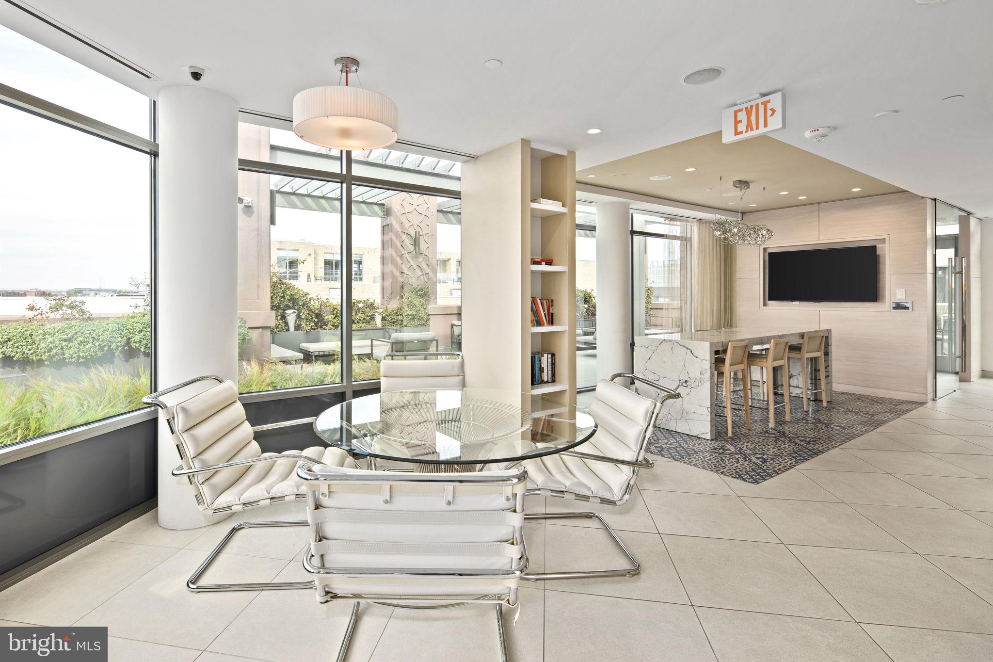 810 O STREET NW 305