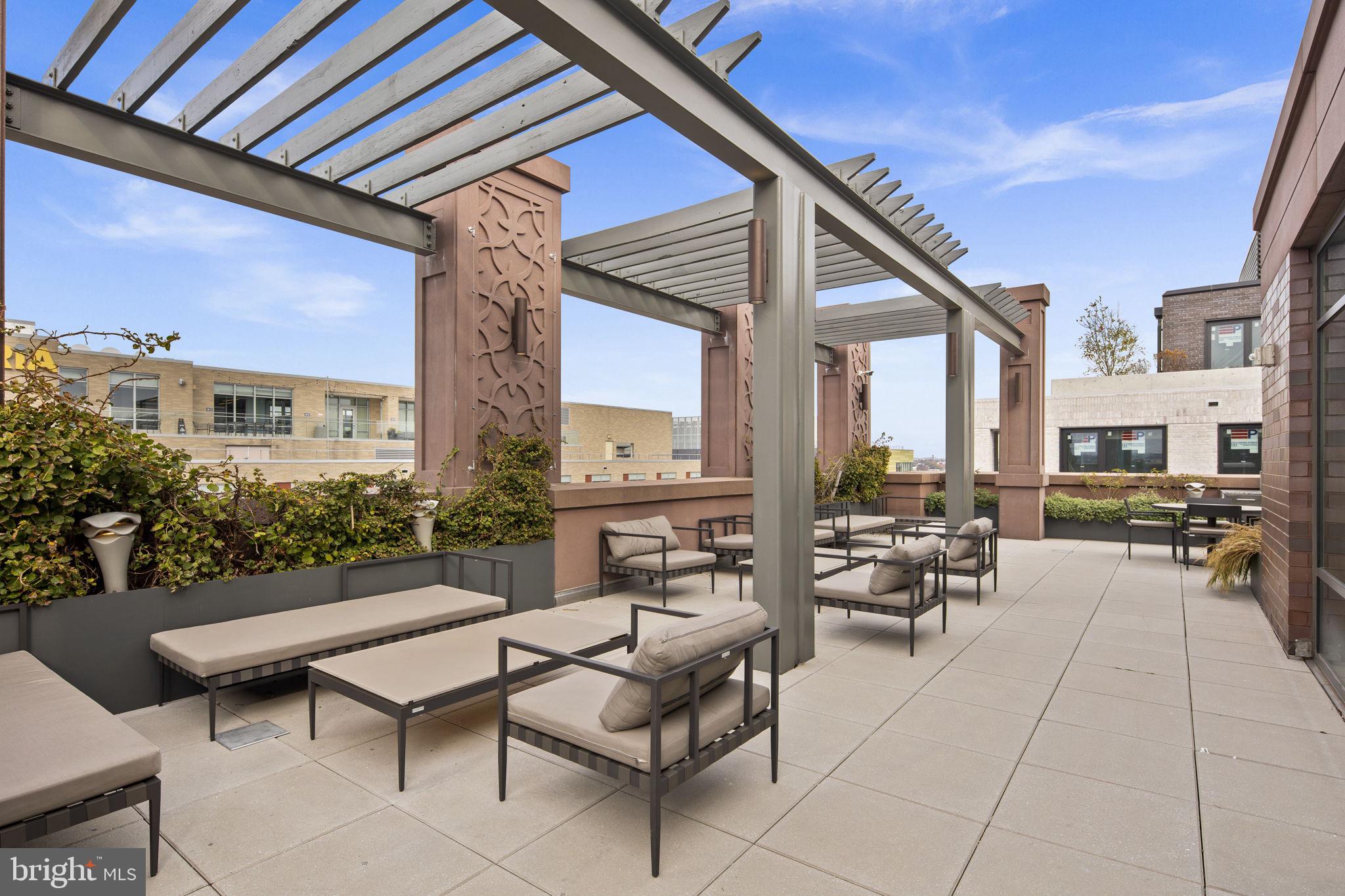 810 O STREET NW 305