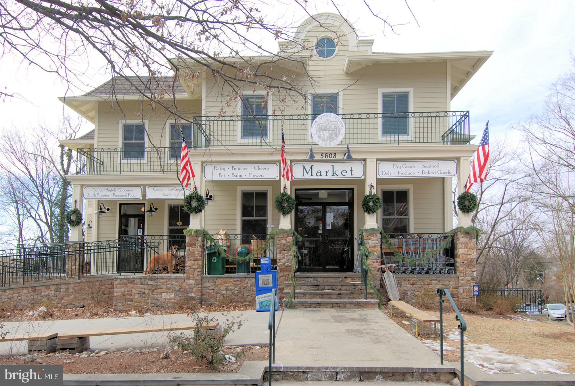 3331 QUESADA STREET NW