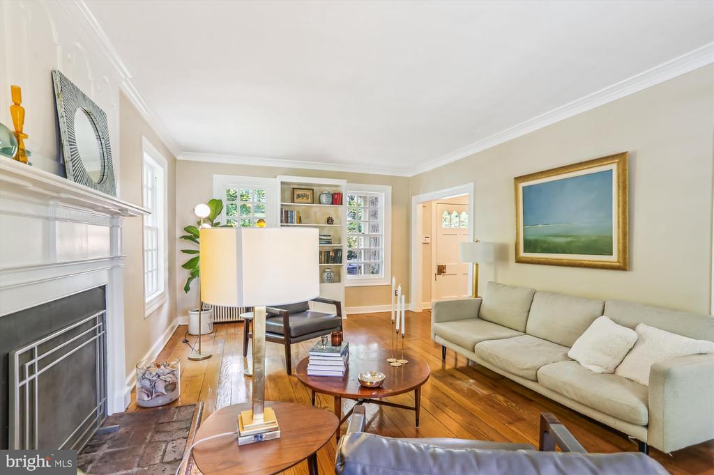 3331 QUESADA STREET NW