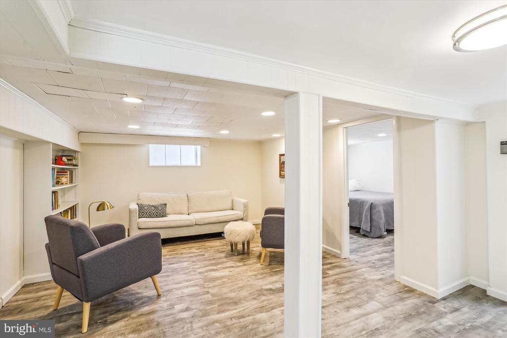 3331 QUESADA STREET NW