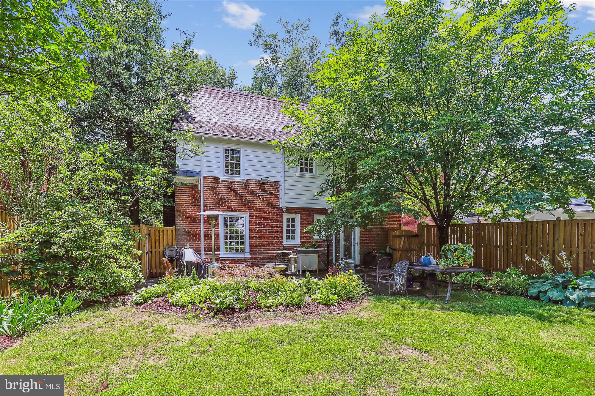 3331 QUESADA STREET NW