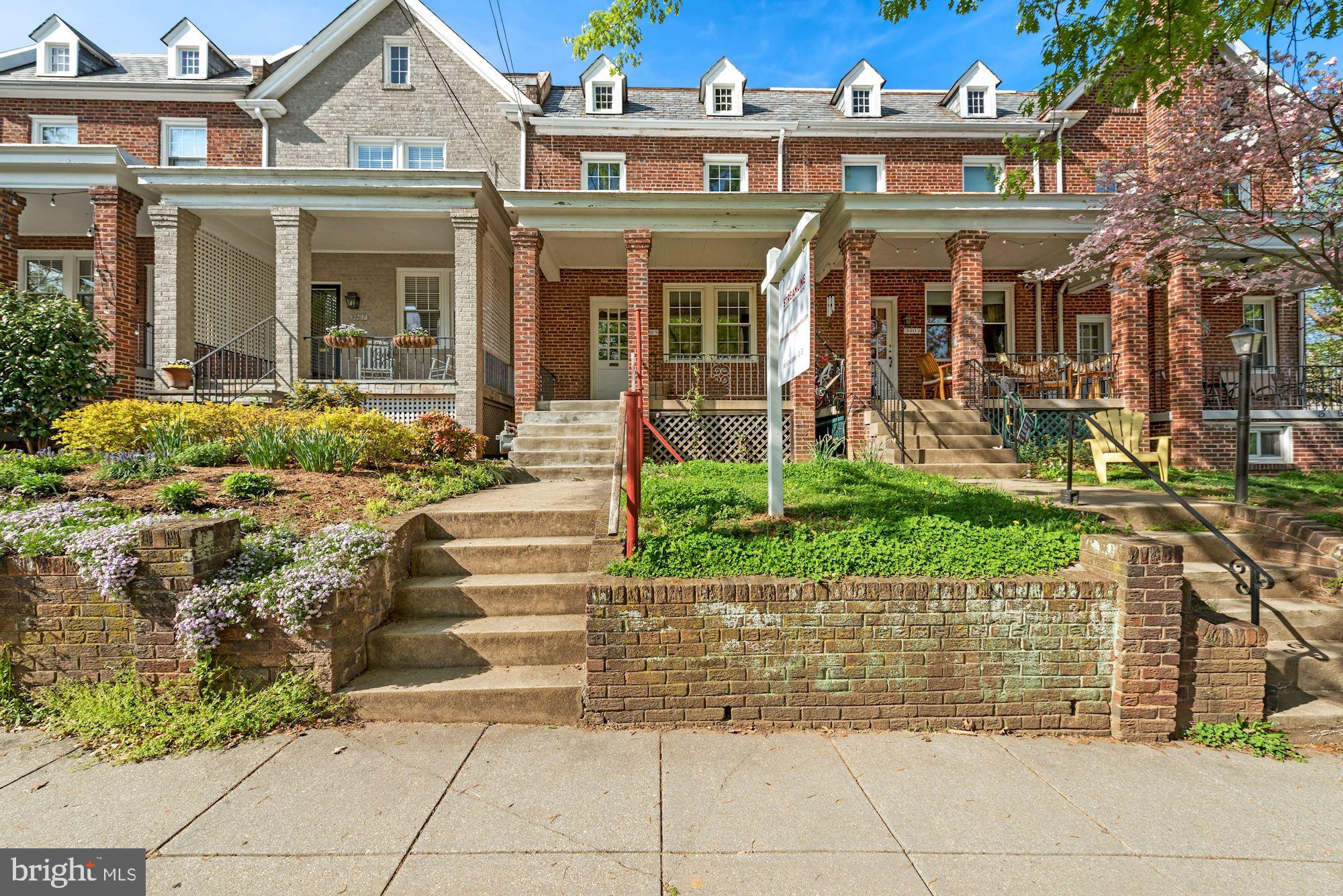 3905 W STREET NW