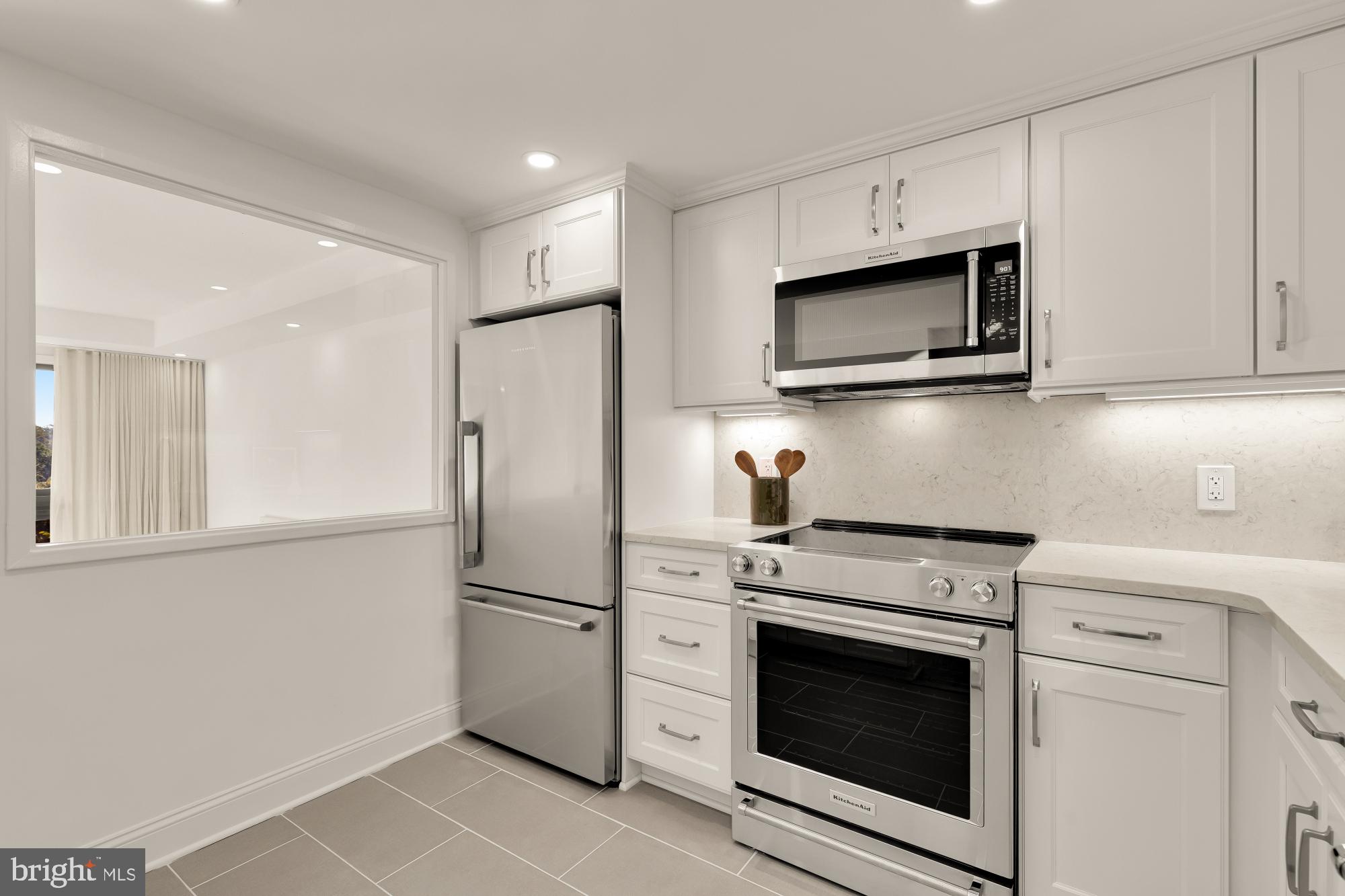 3101 NEW MEXICO AVENUE NW 228