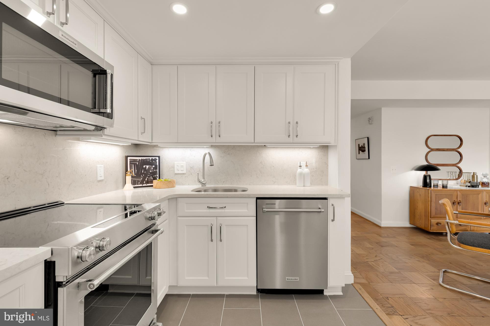 3101 NEW MEXICO AVENUE NW 228