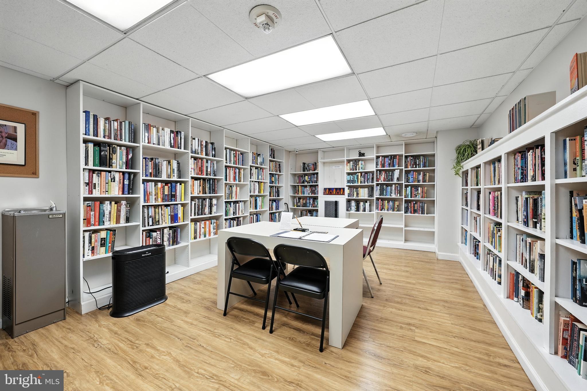 3001 VEAZEY TERRACE NW 1102