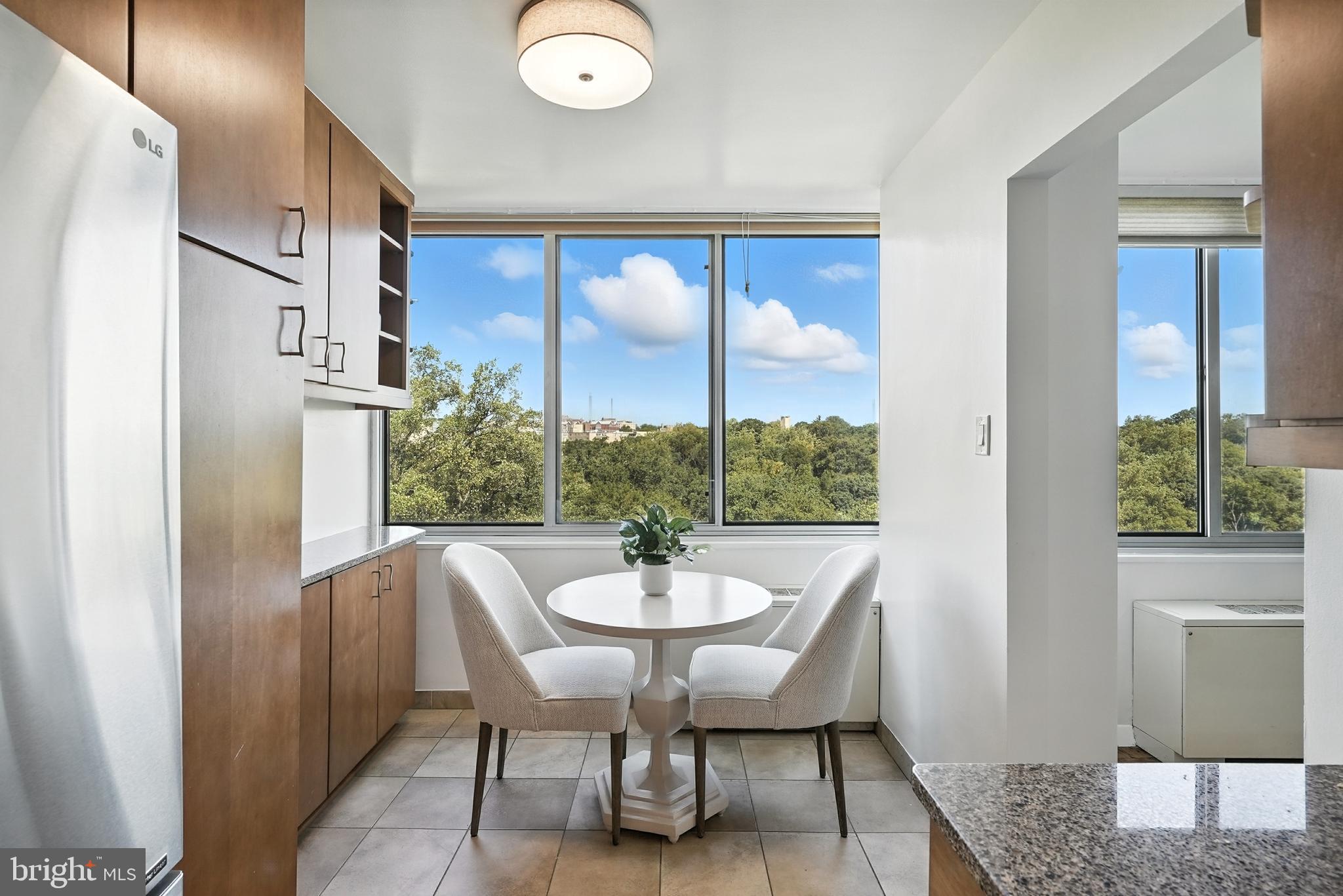 3001 VEAZEY TERRACE NW 1102