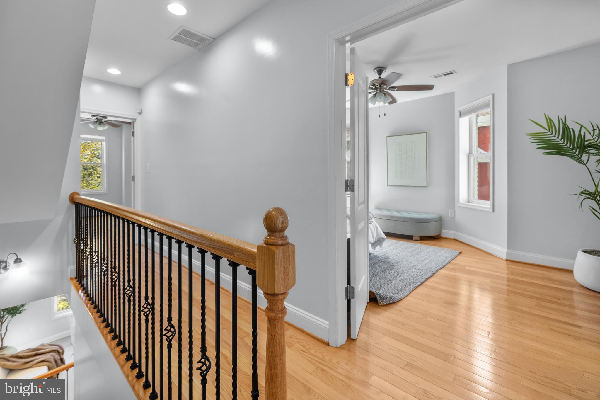 3916 5TH STREET NW