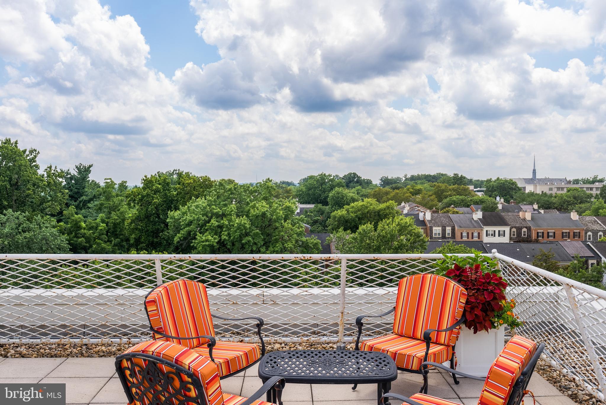 4301 MASSACHUSETTS AVENUE NW 2013