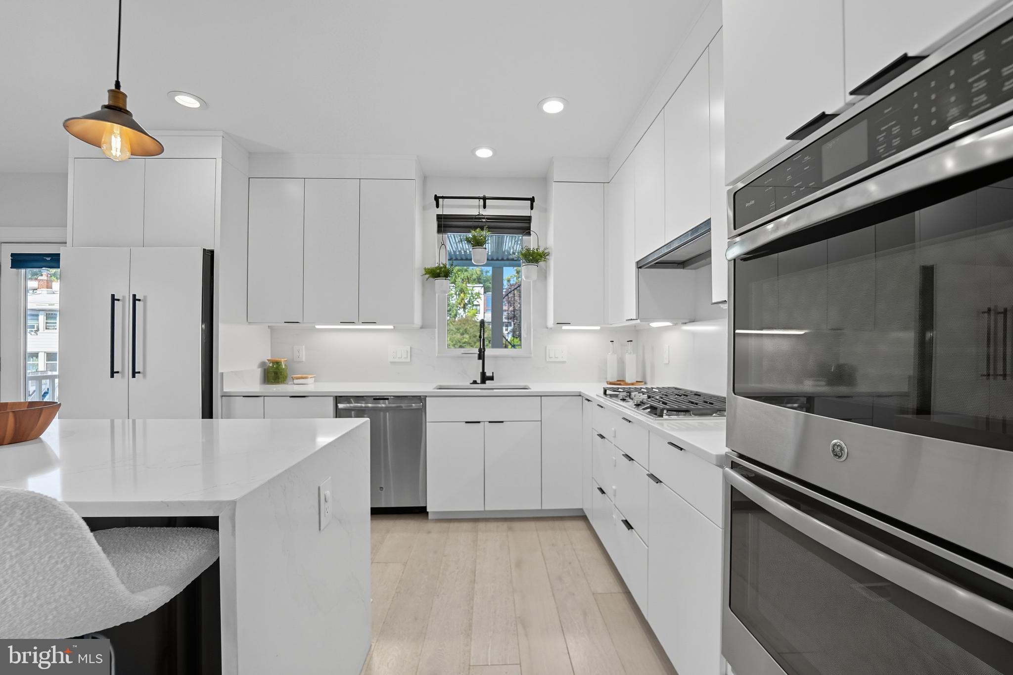 1435 PERRY PLACE NW 1