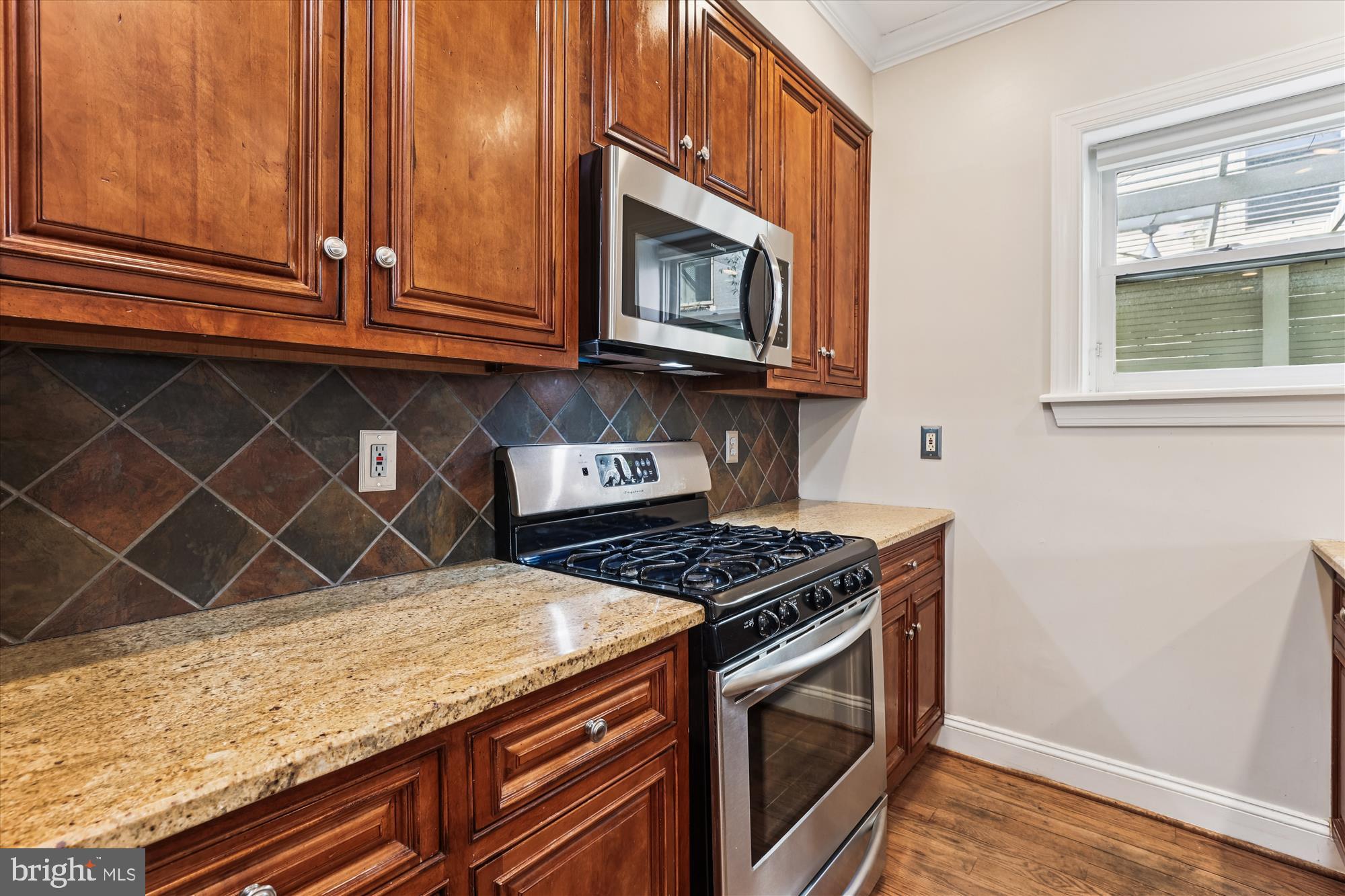 1116 C STREET NE 101