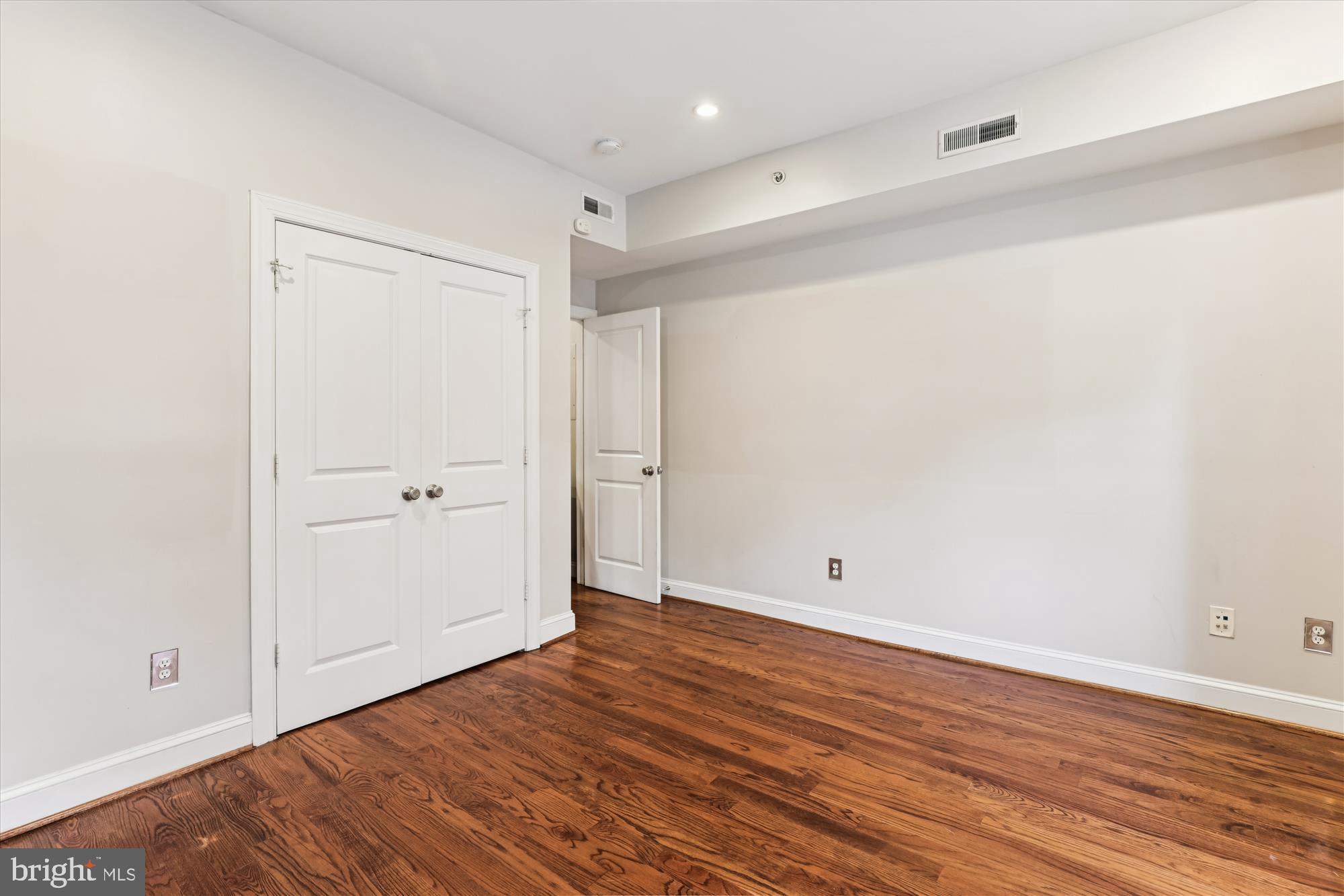 1116 C STREET NE 101