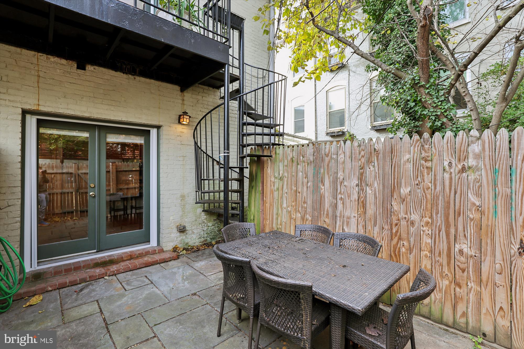 1116 C STREET NE 101