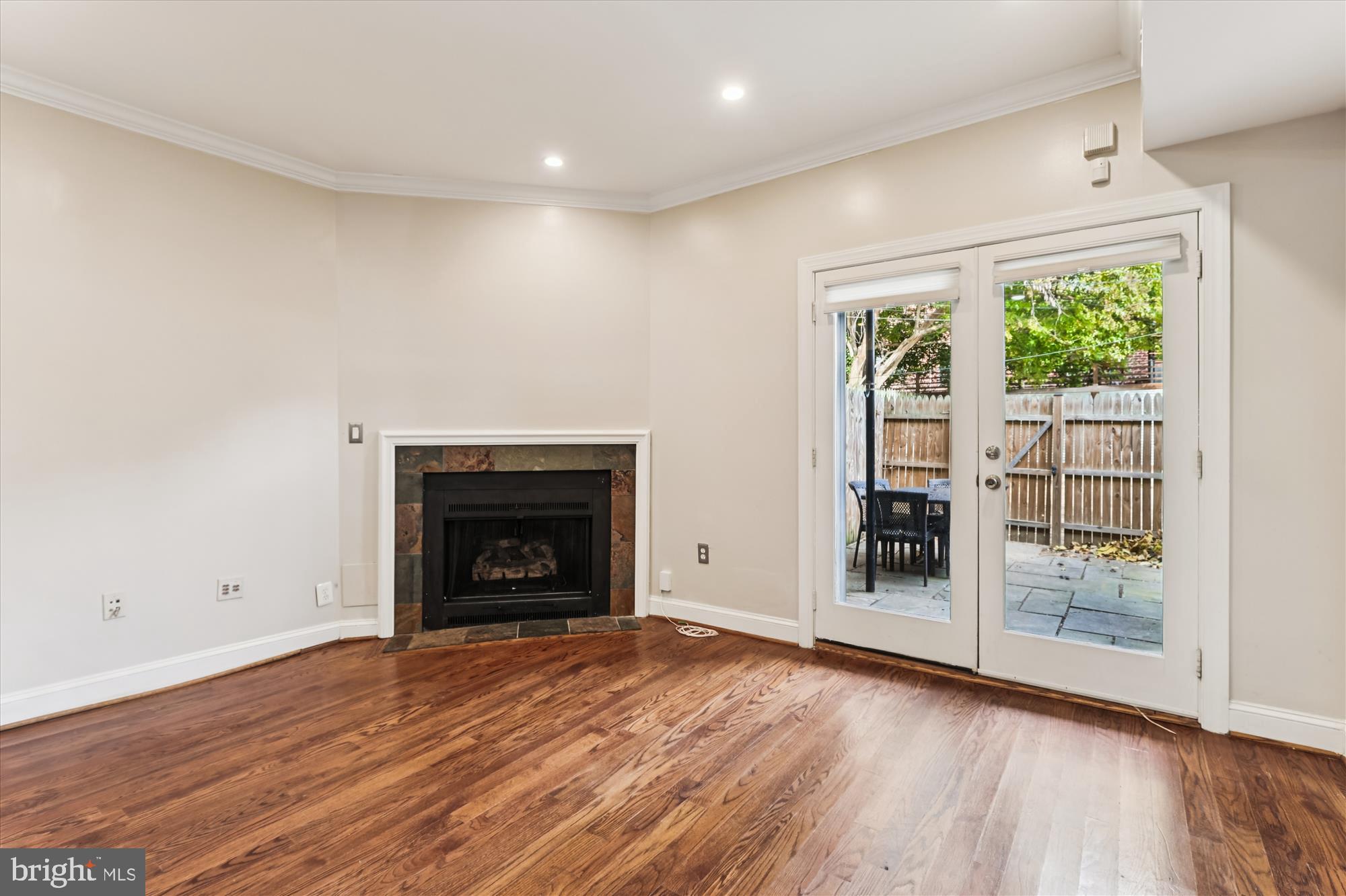 1116 C STREET NE 101