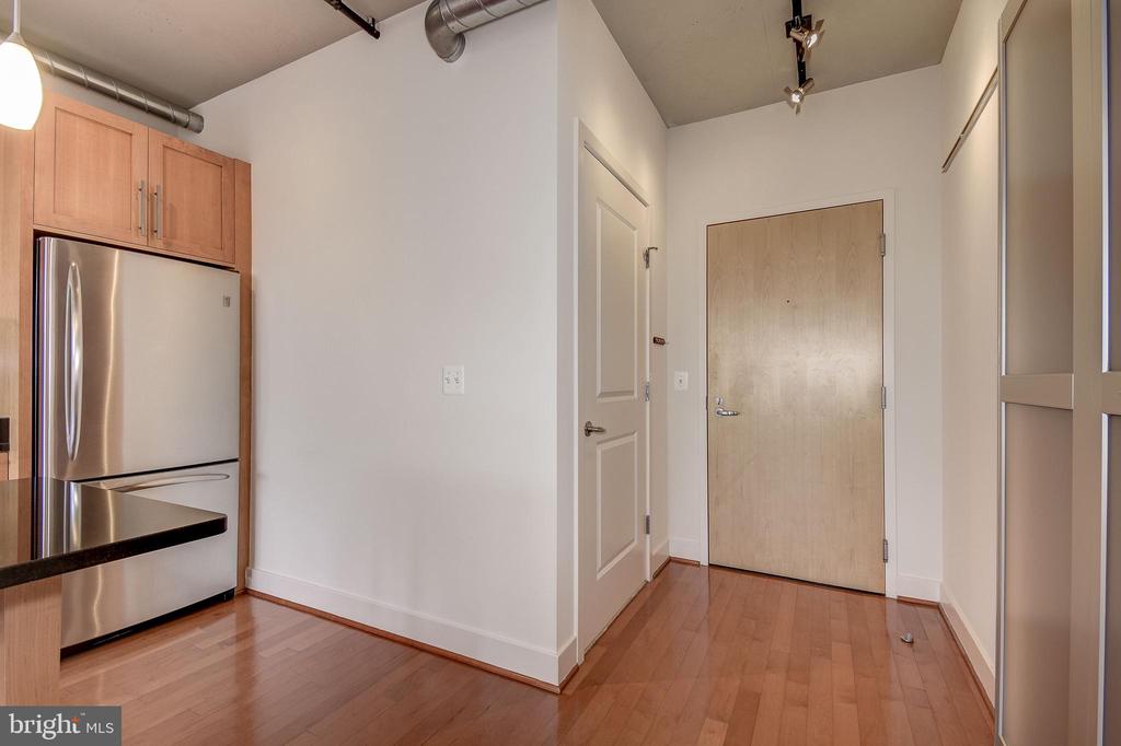 2125 14TH STREET NW 425