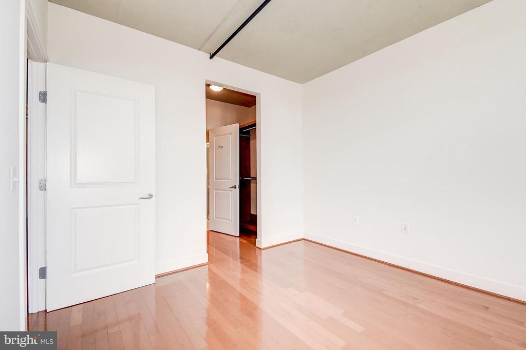 2125 14TH STREET NW 425