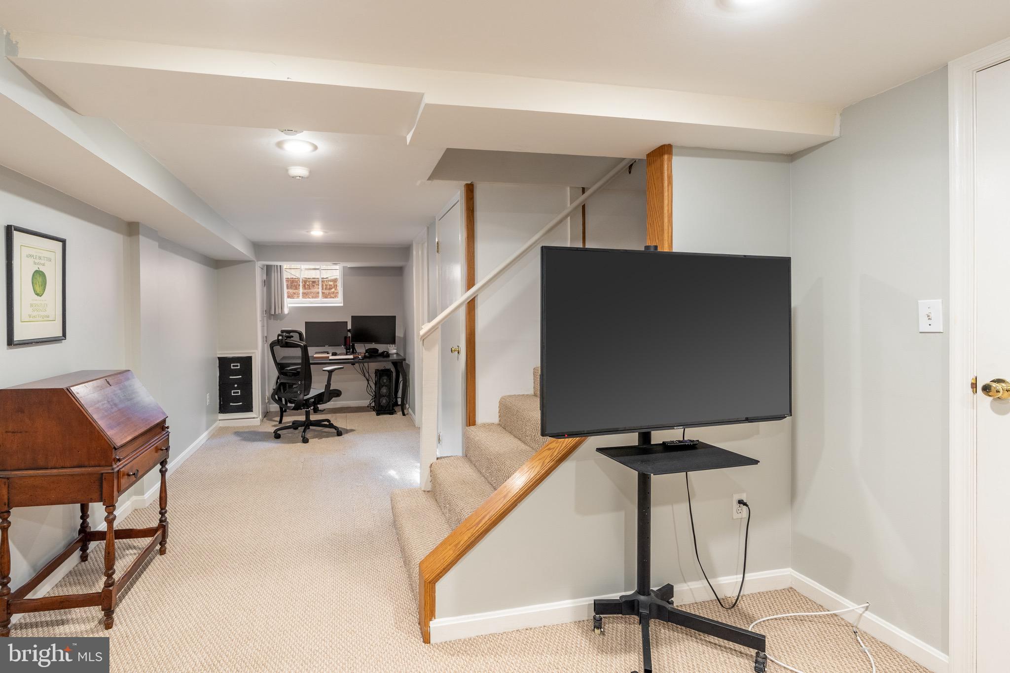 3051 LEGATION STREET NW