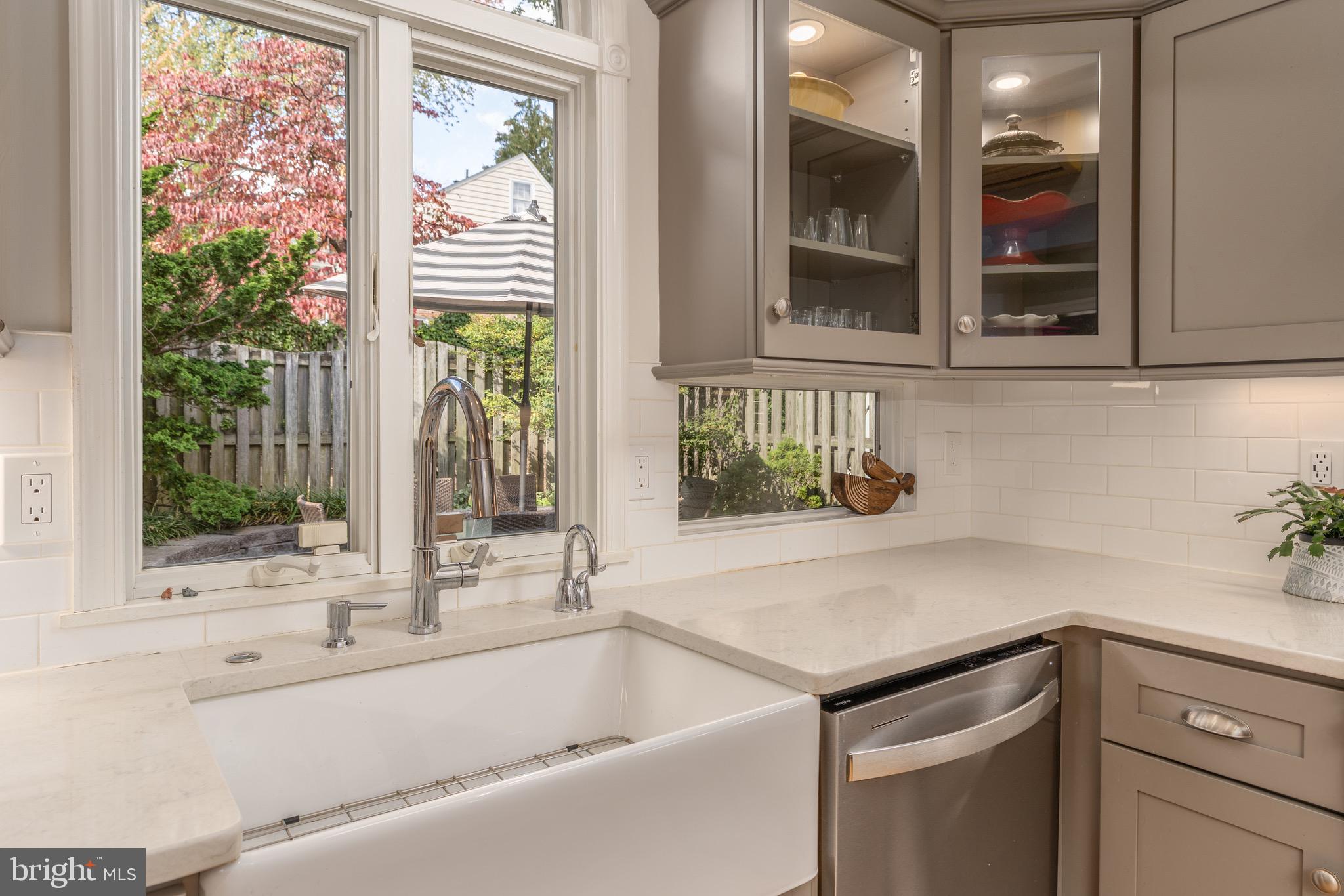 3051 LEGATION STREET NW