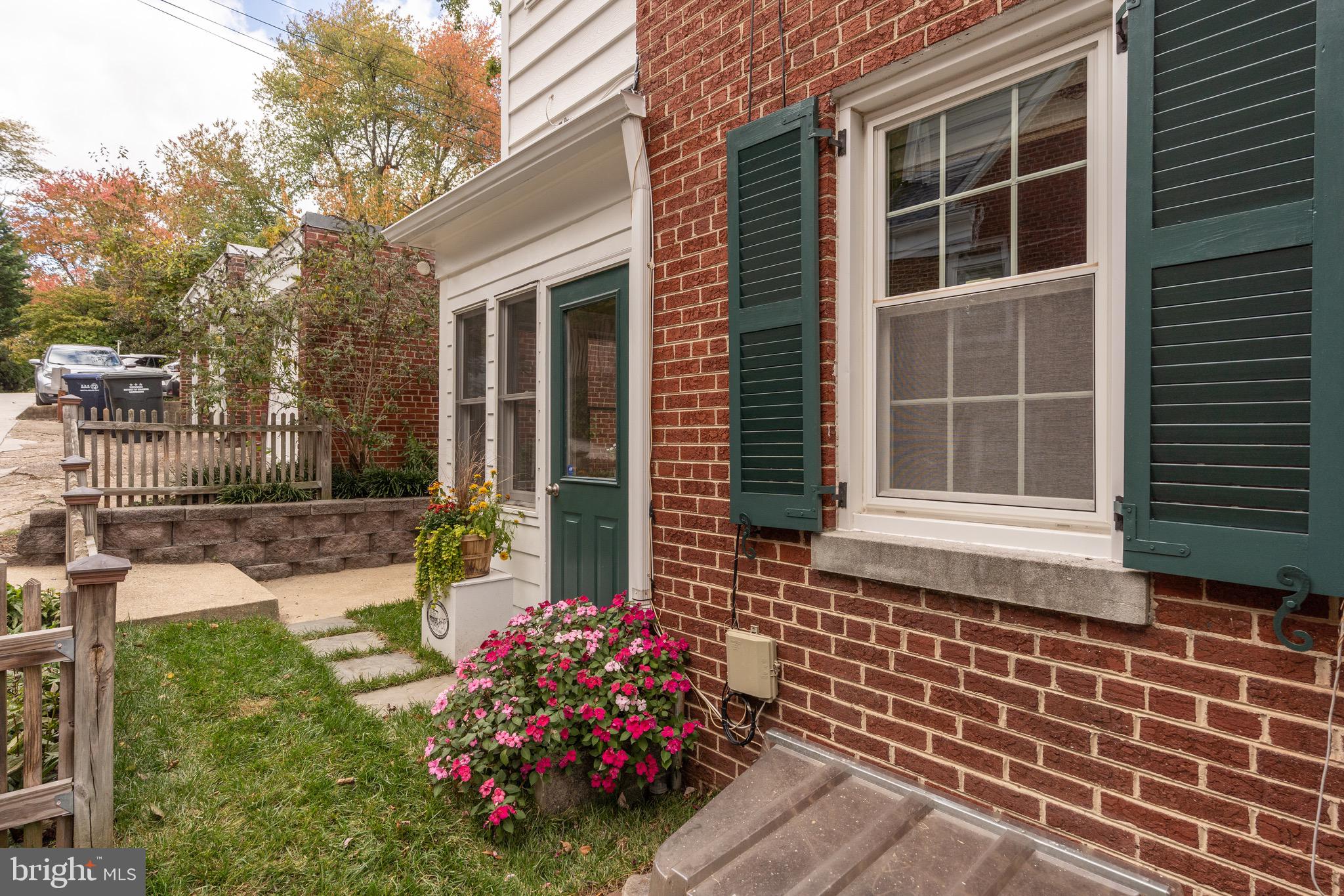 3051 LEGATION STREET NW