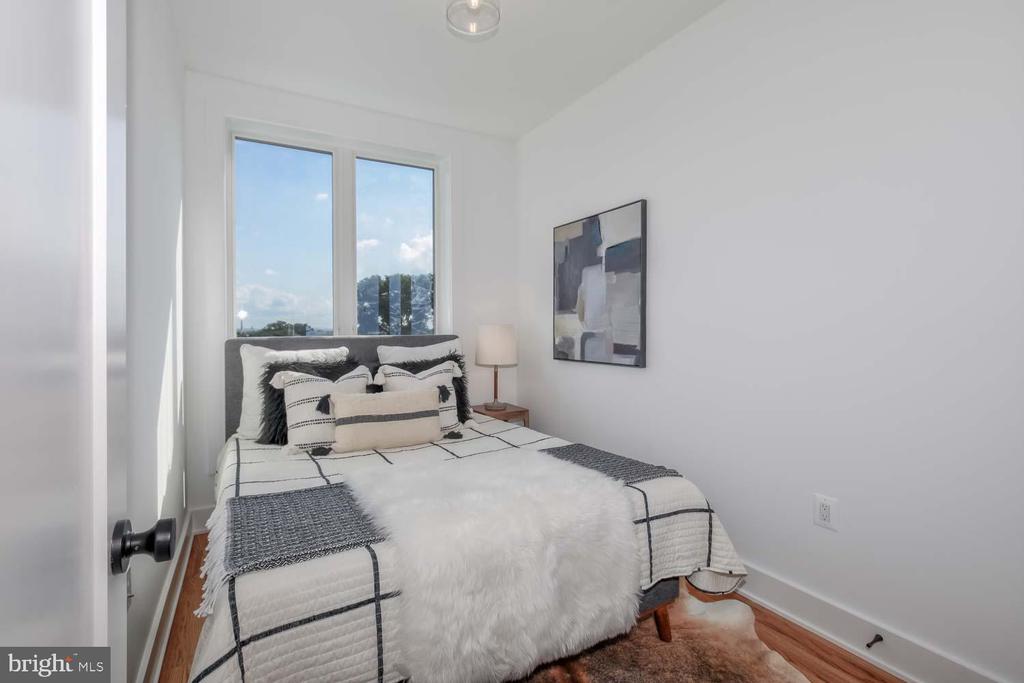 426 MANOR PLACE NW 3