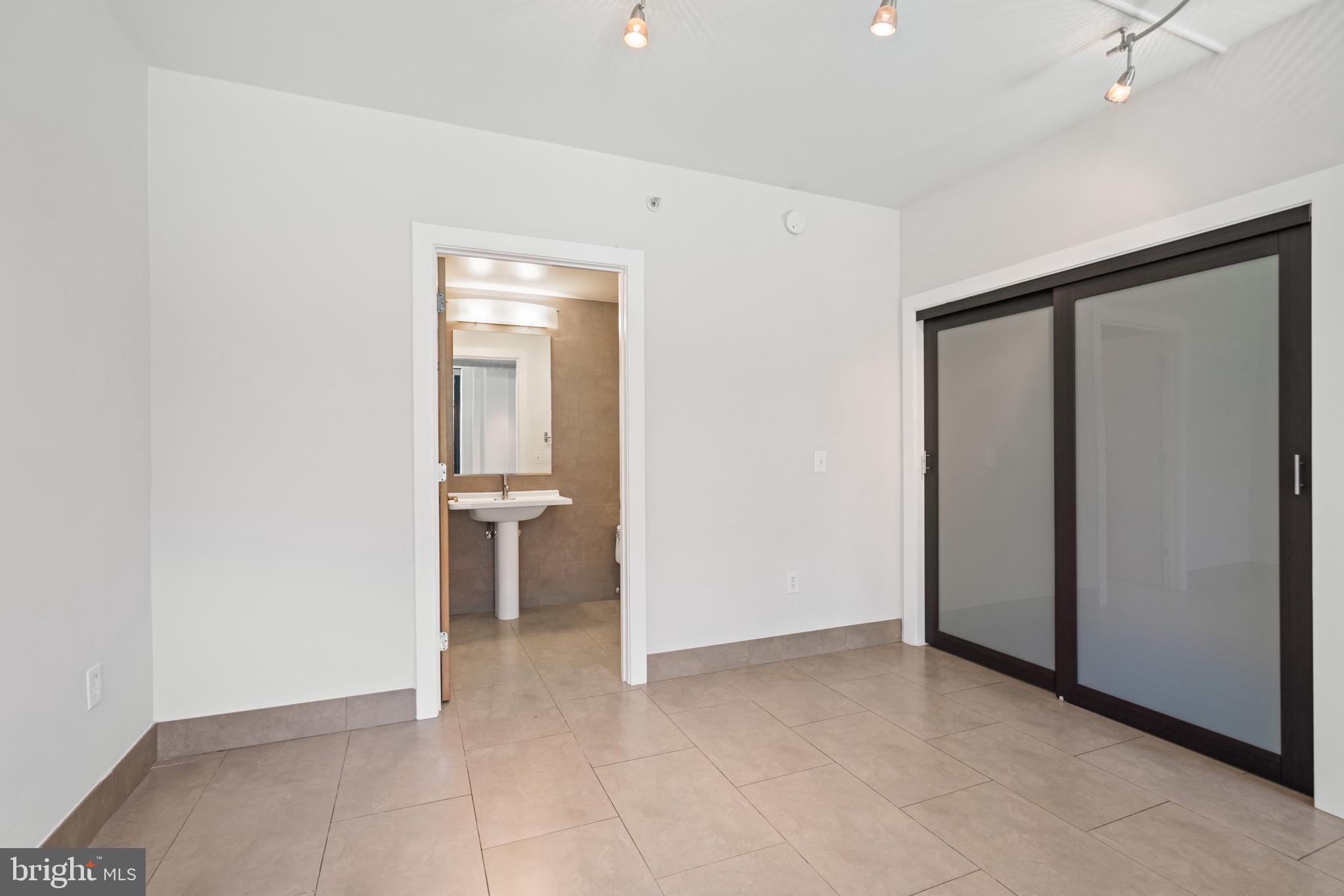 1133 14TH STREET NW 208
