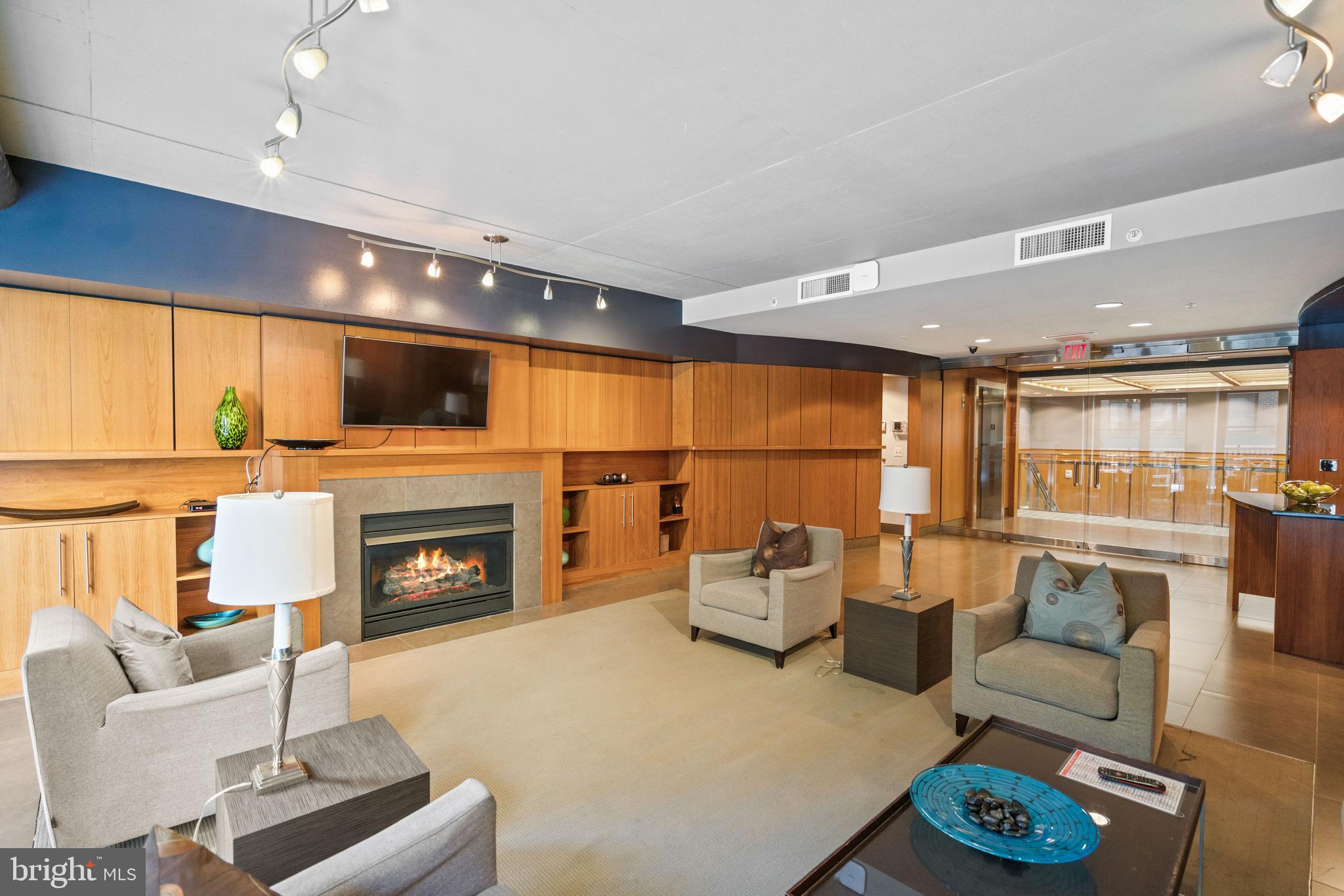 1133 14TH STREET NW 208
