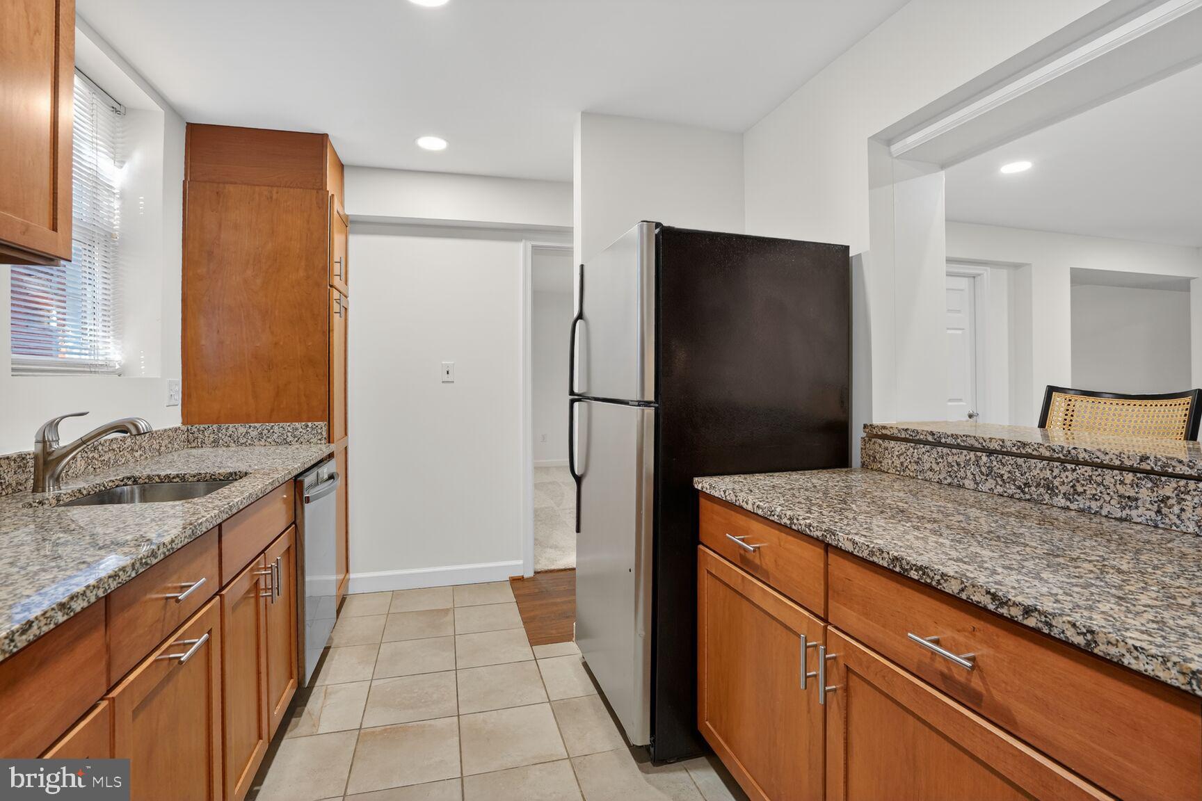 422 BUTTERNUT STREET NW T-3