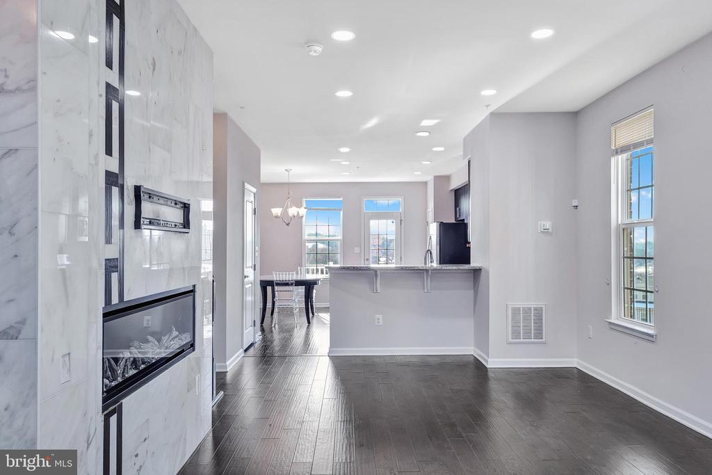 1111 TRENTON PLACE SE