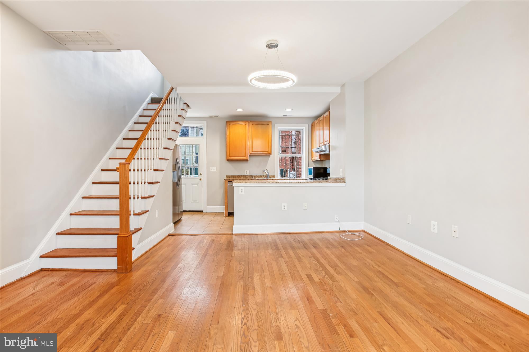 1610 4TH STREET NW