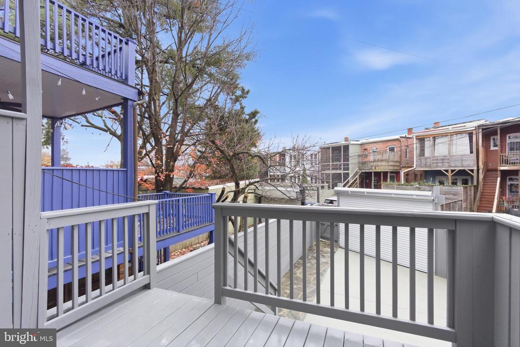 1319 EAST CAPITOL STREET SE