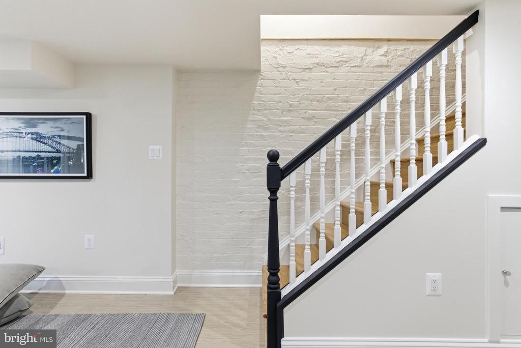 1319 EAST CAPITOL STREET SE