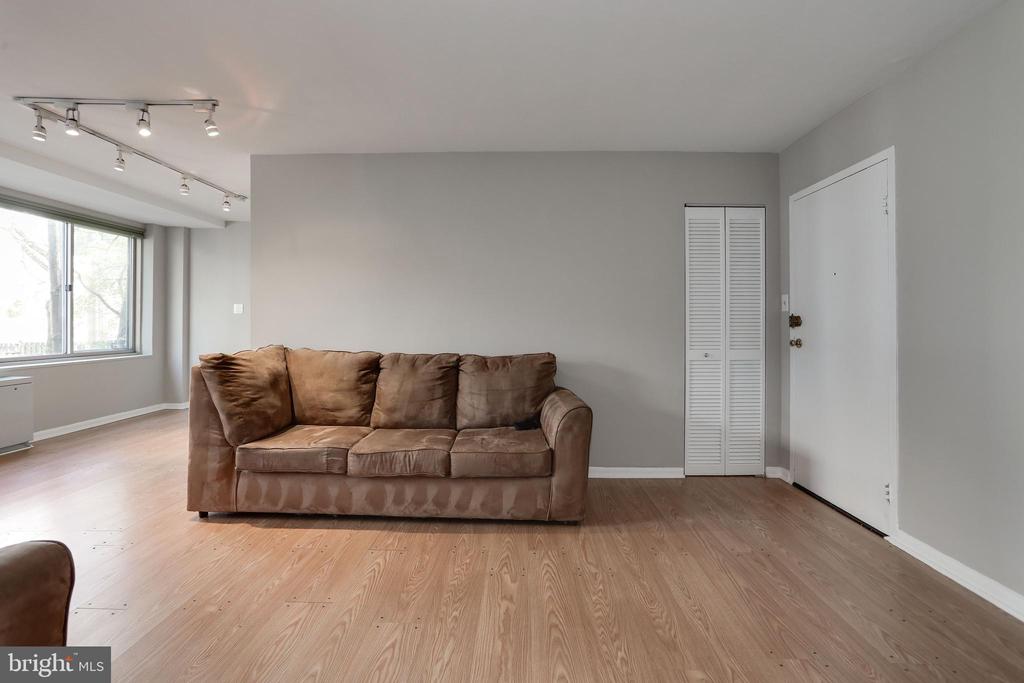922 24TH STREET NW 104