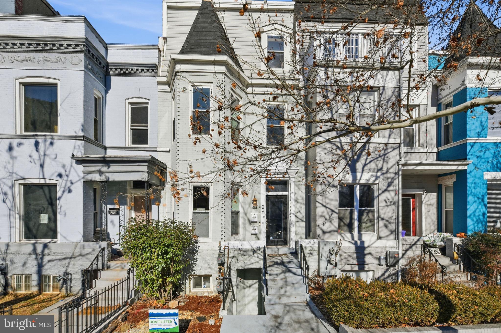 26 Q STREET NE 1