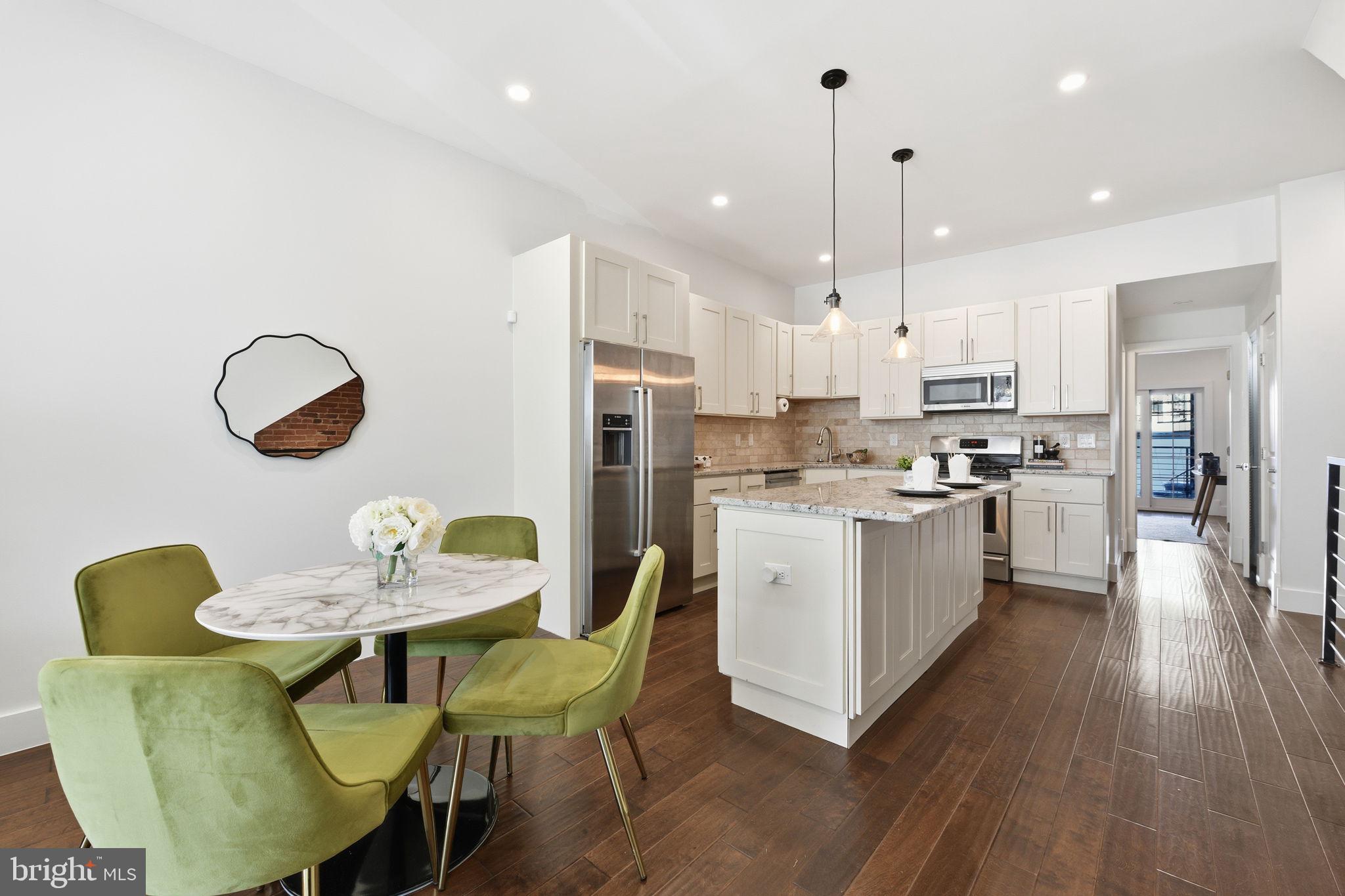 26 Q STREET NE 1