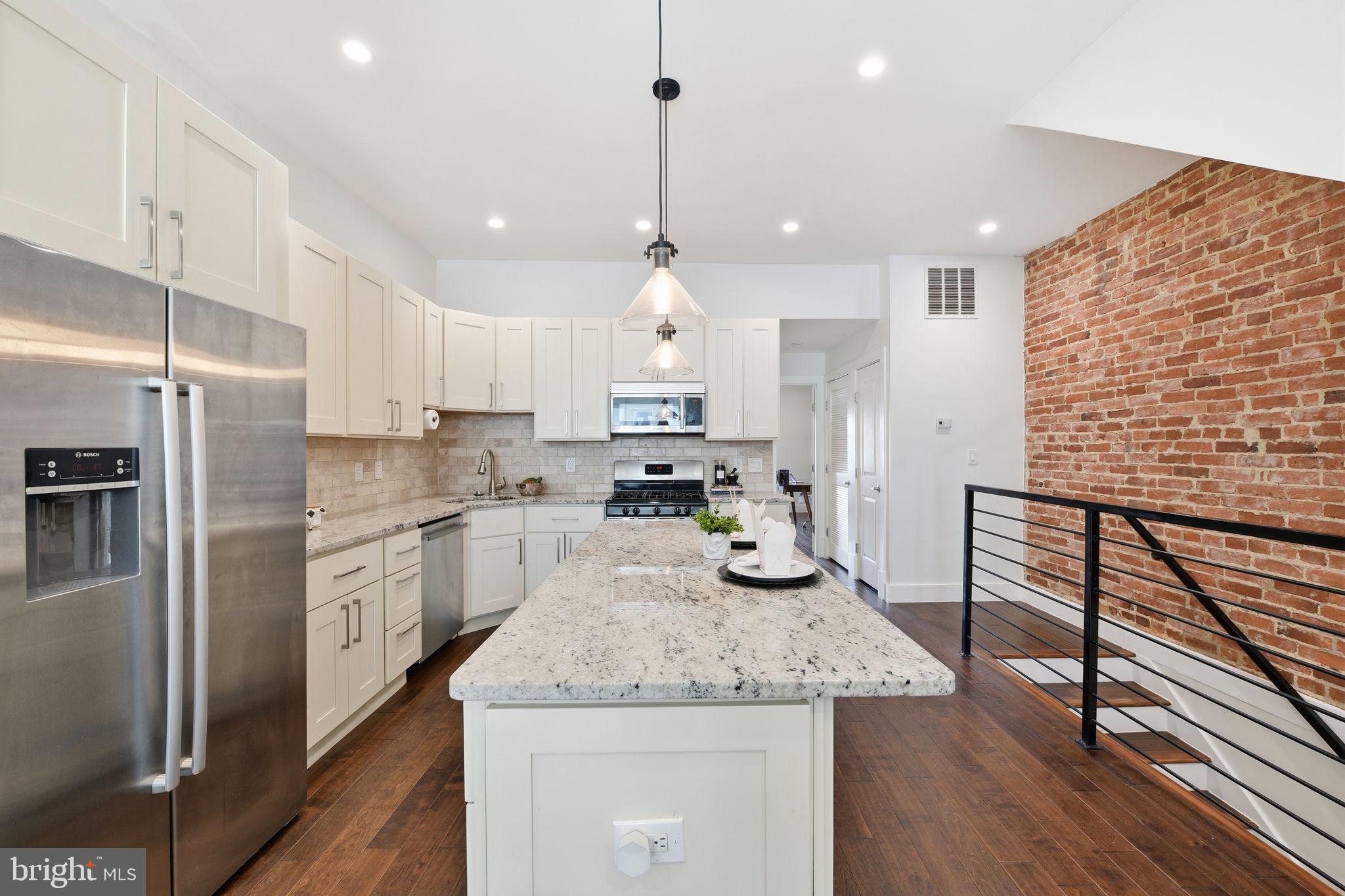 26 Q STREET NE 1
