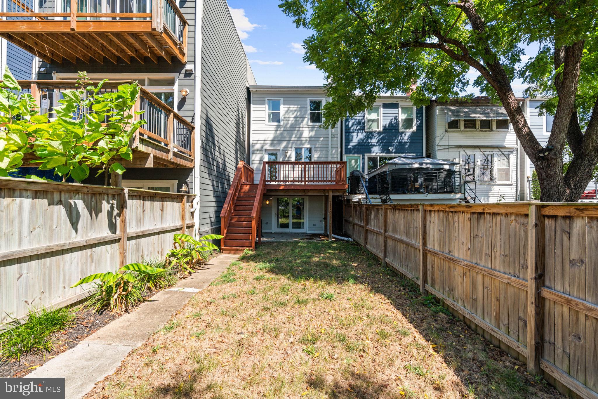 1273 OATES STREET NE