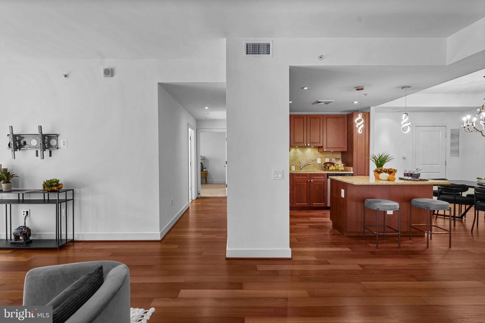 2425 L STREET NW UNIT 431