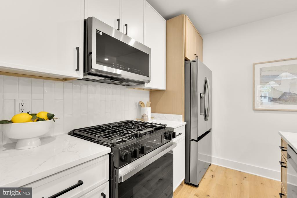 1325 ORREN STREET NE Unit: 3