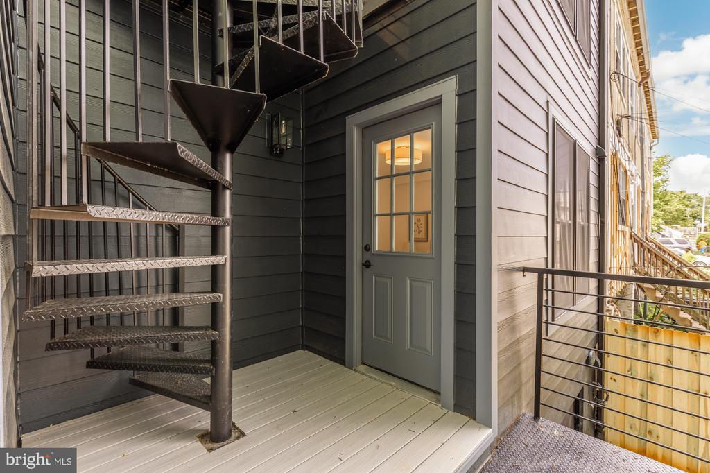 1325 ORREN STREET NE Unit: 3