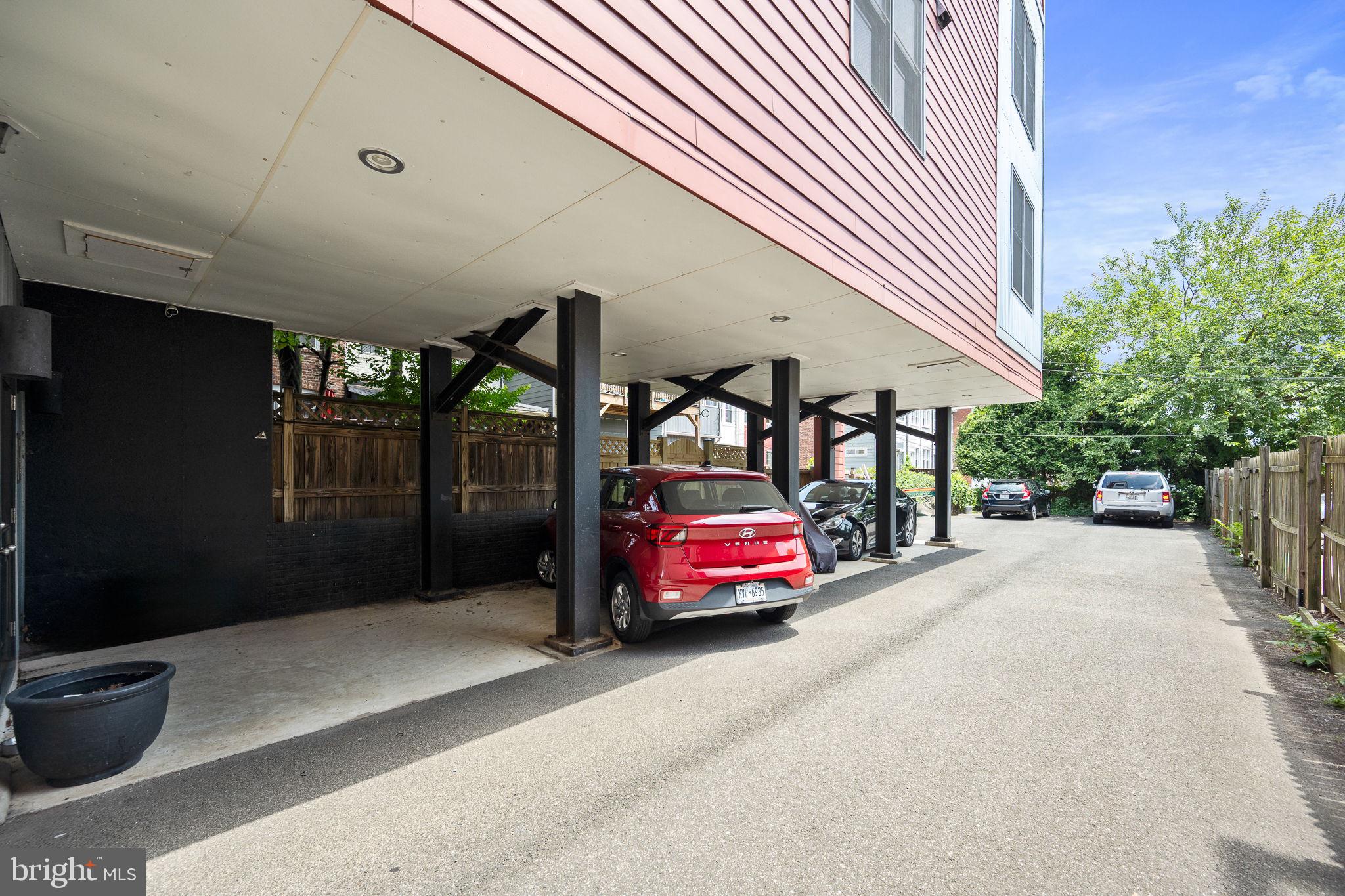 3577 WARDER STREET NW 102