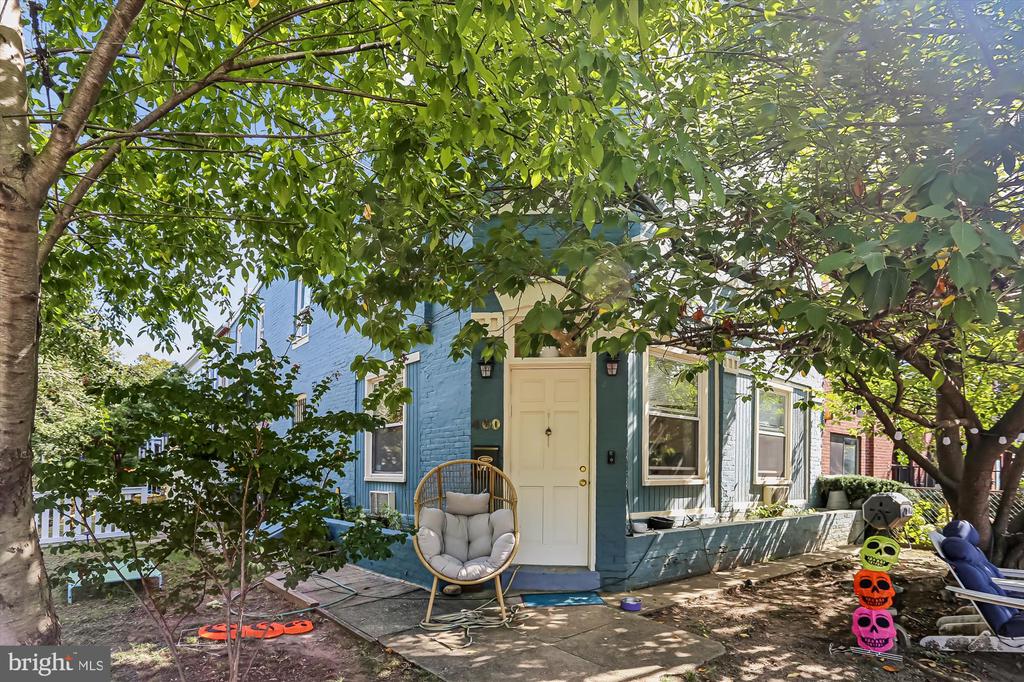 400 15TH STREET SE
