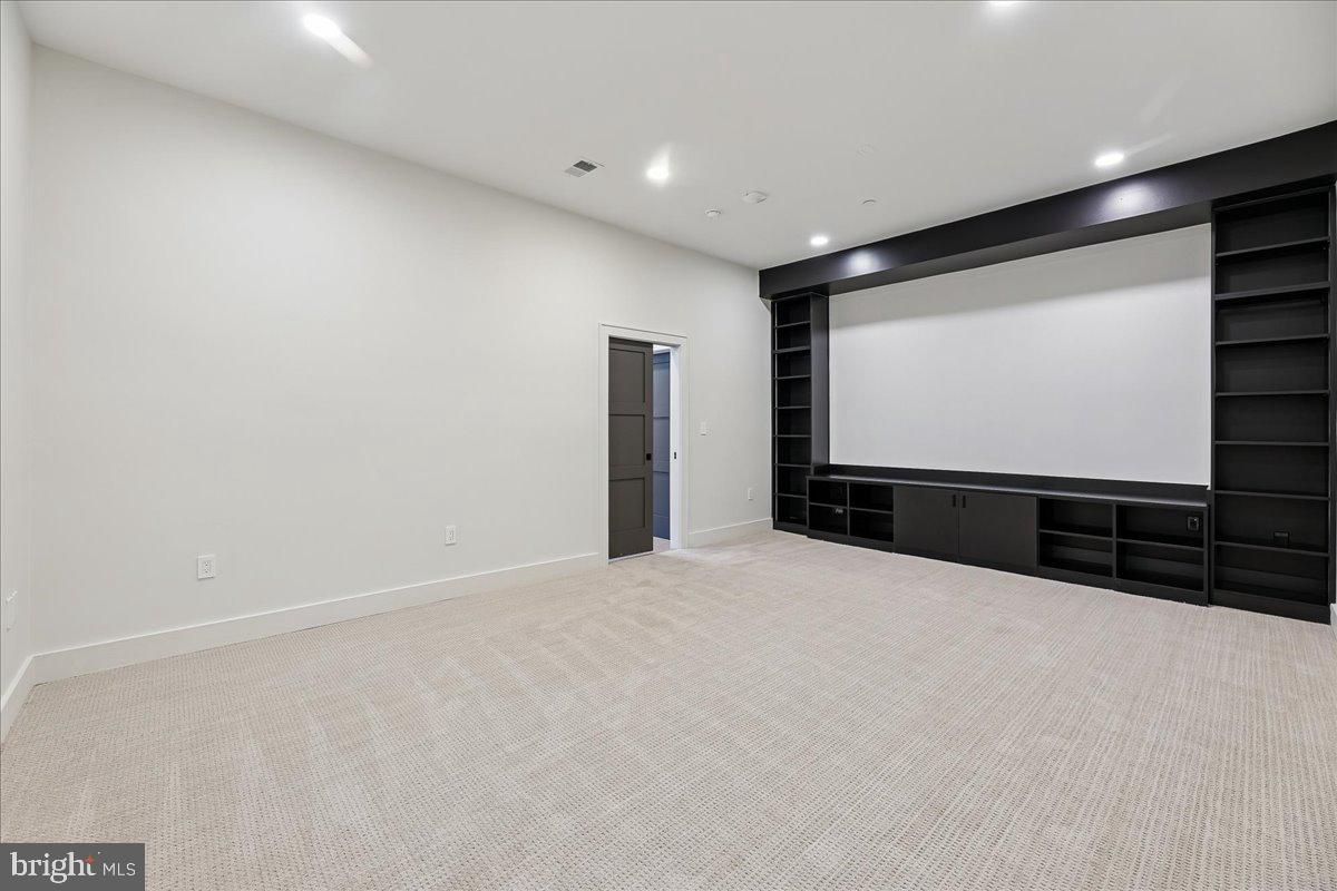 4428 ALBEMARLE STREET NW